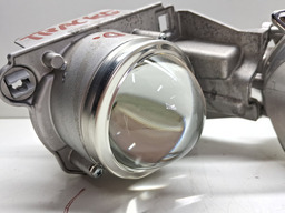 BLOCO OPTICO PROJETOR FAROL DIREITO TRACKER 1.0 2020 A 2024