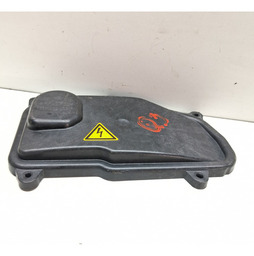 TAMPA VEDAÇÃO FAROL DIREITO AUDI Q3 1.4 2015 A 2019