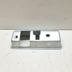 SUPORTE MAÇANETA BOTÃO TAMPA TRASEIRA AUDI Q3 1.4 2015 A 19