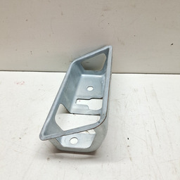 SUPORTE MAÇANETA BOTÃO TAMPA TRASEIRA AUDI Q3 1.4 2015 A 19