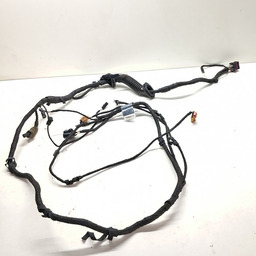 CHICOTE TAMPA TRASEIRA AUDI Q3 1.4 2015 A 2019 8U0971148CH