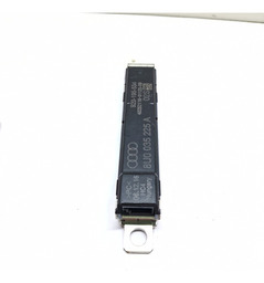 AMPLIFICADOR ANTENA SUPERIOR TAMPA TRAS  AUDI 2015 A 2019