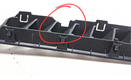 ACABAMENTO SAÍDA AR SUPERIOR AUDI Q3 2015 A 2019 PEQ/DETALHE