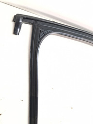 CANALETA VIDRO PORTA TRASEIRA DIREITA AUDI Q3 2013 A A 2019