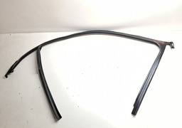 Canaleta Vidro Porta Dianteira Direita Audi Q3 2013 a a 2019