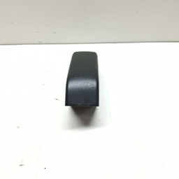 ACABAMENTO CENTRAL BANCO TRAS AUDI Q3 2015 A 2019 DETALHE