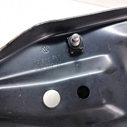 TRAVESSA SUPORTE ESCAPE AUDI Q3 1.4 2015 2016 2017 2018 2019