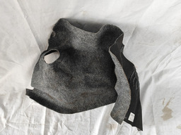 FORRO PORTA MALAS TRASEIRA DIREITA GOL G8 2020 COM DETALHE 