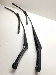 PAR BRAÇO LIMPADOR PARABRISA AUDI Q3 / RS Q3 2013 A 2019