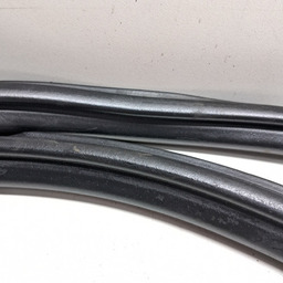 BORRACHA PORTA TRASEIRA DIREITA (CARROCERIA) AUDI Q3 13/19