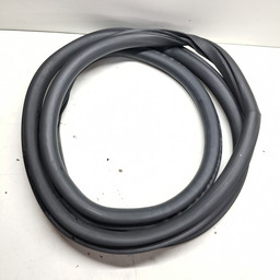 BORRACHA PORTA TRASEIRA DIREITA (CARROCERIA) RENEGADE 2016/