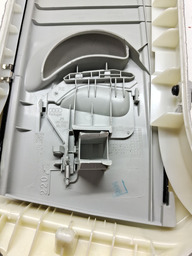 ACABAMANTO SUPERIOR COLUNA CENTRAL DIR AUDI Q3 2015 A 2019