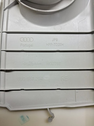 ACABAMANTO SUPERIOR COLUNA CENTRAL DIR AUDI Q3 2015 A 2019