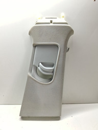 ACABAMANTO SUPERIOR COLUNA CENTRAL DIR AUDI Q3 2015 A 2019