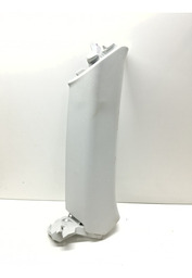 ACABAMENTO COLUNA TRASEIRA ESQUERDA AUDI Q3 TSFI 2015 A 2019