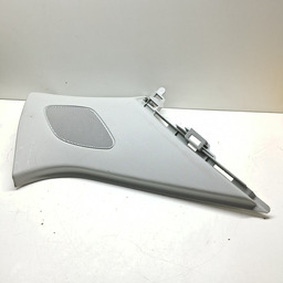 ACABAMENTO COLUNA ESQU PORTA MALAS AUDI Q3 TSFI 2015 A 2019 