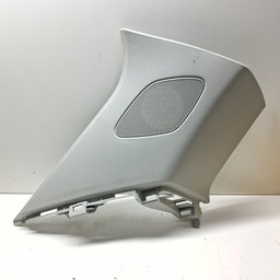 ACABAMENTO COLUNA ESQU PORTA MALAS AUDI Q3 TSFI 2015 A 2019 