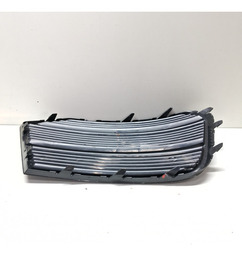 GRADE FAROL MILHA ESQUERDO AUDI Q3 TSFI 2015 A 2019