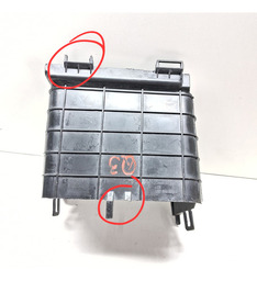 ACABAMANTO SUPORTE CAPA BATERIA AUDI Q3 2015 A 2019 AVARIAS