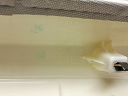 ACABAMENTO COLUNA DIANTEIRA DIREITA AUDI Q3 2015 A 2019