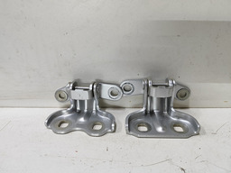 PAR DOBRADIÇAS PORTA DIANTEIRA DIREITA TRACKER 1.0 2023 2024