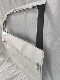 PORTA TRASEIRA DIREITA GOL VOYAGE G5 G6 G7 G8 08 A  23 AVARI