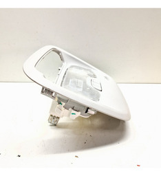 LUZ CORTESIA DIANTEIRA CHEVROLET TRACKER 1.0 2020 A 2024