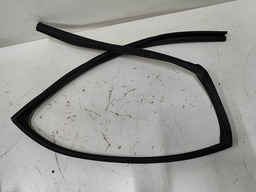 CANALETA VIDRO PORTA TRASEIRA DIREITA TRACKER 2020 2021/..