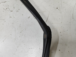 CANALETA VIDRO PORTA TRASEIRA DIREITA TRACKER 2020 2021/..