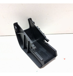 TAMPA ACABAMENTO ISOFIX CHEVROLET TRACKER 2020/