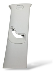 Acabamento Superior Direito Coluna Central Tracker 2020 A 24