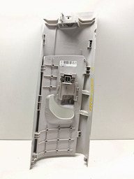 ACABAMENTO SUPERIOR ESQUERDA COLUNA CENTRAL TRACKER 2020/