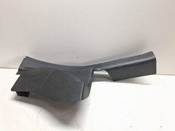 SOLEIRA PORTA TRASEIRA ESQUERDA TRACKER 2020/