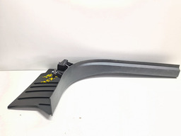 SOLEIRA PORTA DIANTEIRA DIREITA CHEVROLET TRACKER 2020 A 24