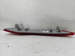 REFLETOR OLHO DE GATO TRASEIRO DIREITO TRACKER 1.0 2023/2024