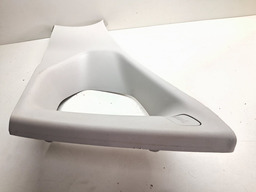 ACABAMENTO COLUNA TRASEIRA ESQUERDA TRACKER 2020/