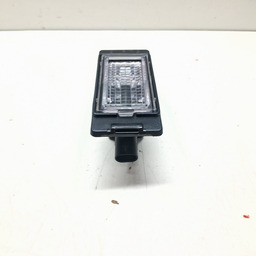 LUZ PLACA CHEVROLET TRACKER ONIX 1.0 2020 A 2024