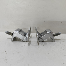 PAR DOBRADIÇAS TAMPA TRASEIRA TRACKER 1.0 2023/2024 TURBO