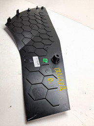 ACABAMENTO LATERAL DIREITA CONSOLE GM TRACKER 2020 A 2024