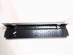 ACABAMENTO SOLEIRA BAGAGITO GM TRACKER 2020 A 2024 DETALHE