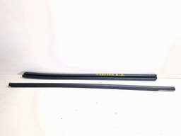 Pestana Porta Dianteira Direita Ext. Tracker 2020 2021 2022/