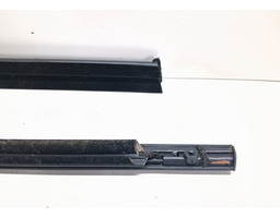 PESTANA PORTA DIANTEIRA DIREITA EXT. TRACKER 2020 2021 2022/