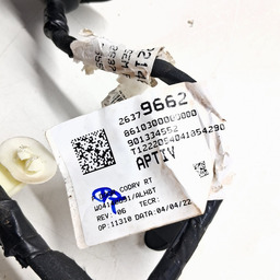 CHICOTE PORTA DIANTEIRA DIREITA TRACKER 2020 2021 2022/