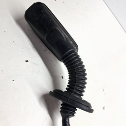 CHICOTE PORTA DIANTEIRA DIREITA TRACKER 2020 2021 2022/