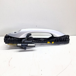 MAÇANETA EXTERNA DIANTEIRA ESQUERDA GM TRACKER 2020 A 2024