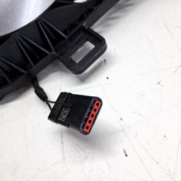 MAÇANETA EXTERNA DIANTEIRA ESQUERDA GM TRACKER 2020 A 2024