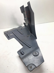 EXTENSOR PARABARRO DIANTEIRO DIR CHEVROLET TRACKER 20 A 2024