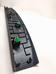 ACABAMENTO FORRO INTERNO TAMPA TRAS TRACKER 2020/