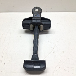 LIMITADOR PORTA DIANTEIRA ESQUERDA TRACKER 2020/