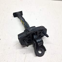 LIMITADOR PORTA DIANTEIRA ESQUERDA TRACKER 2020/